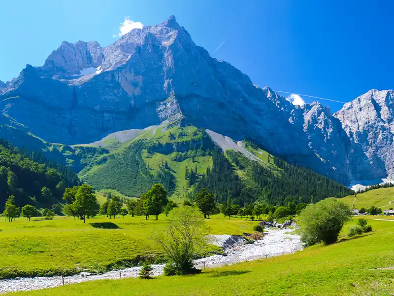 Bavarian Alpine Mountains | travel ways