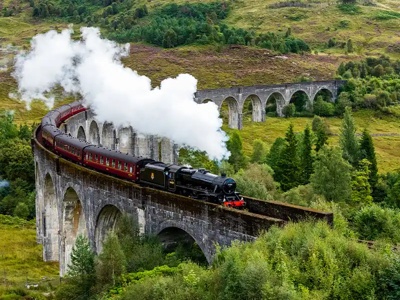 Jacobite steam train | travel ways