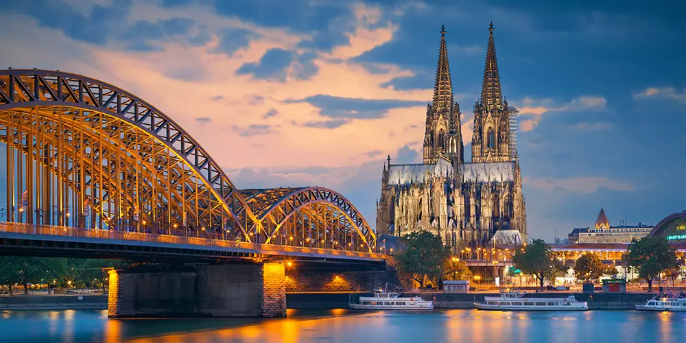 Cathedral Cologne | travel ways