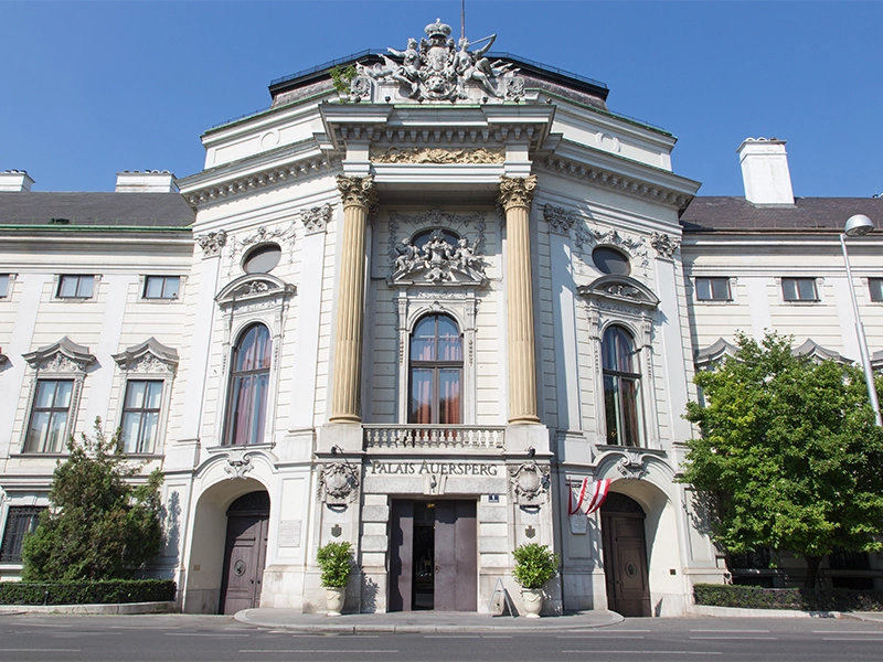 Palais Auersperg | travel ways